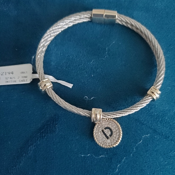 Initial "D" Cable Stylish design Bracelet - Picture 2 of 3